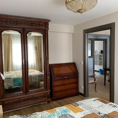 Tranquilidad Junto Al Centro Histórico Burgo