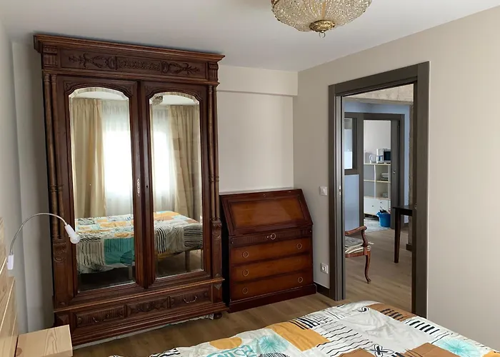 Tranquilidad Junto Al Centro Historico Burgo